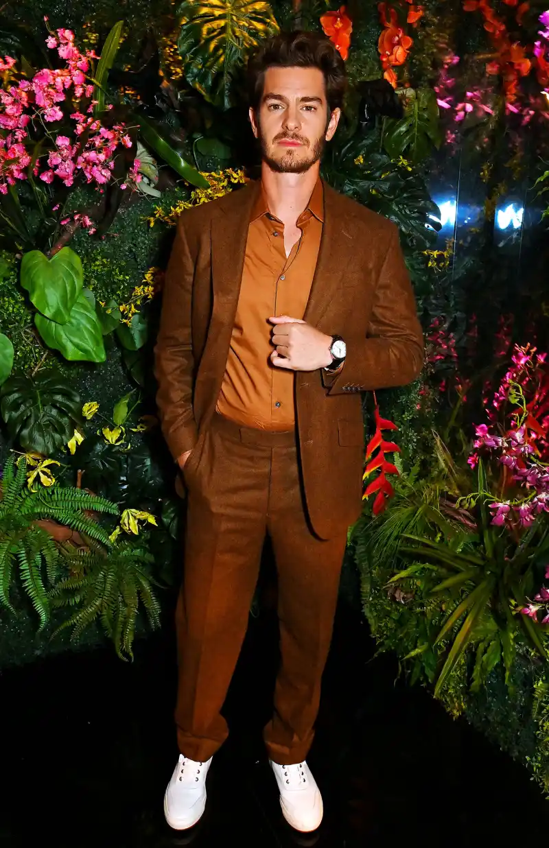 Feature Andrew Garfield Masters Tonal Dressing in Crisp Autumn Outfit