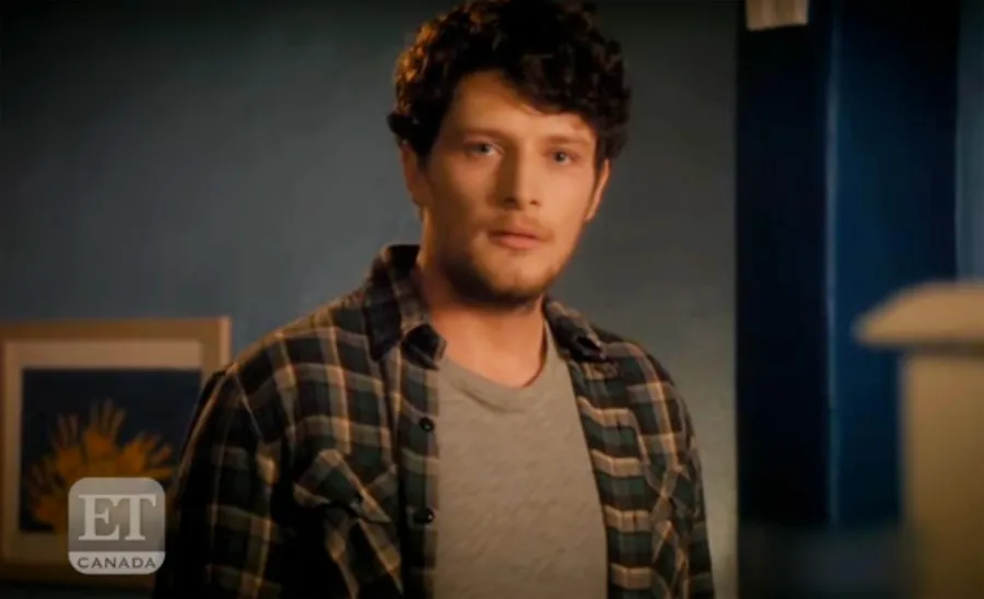 Haley-Lu-Richardson-and-Ex-Fiance-Brett-Dier-s-Relationship-Timeline--The-Way-They-Were--376 392