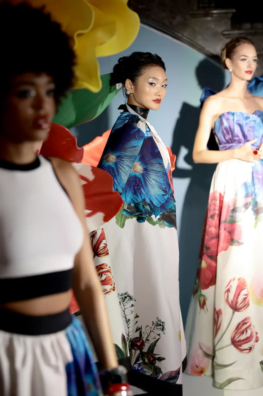 Inside the Alice - Olivia Show