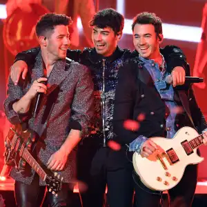 Joe Jonas Inner Circle