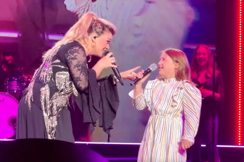 Kelly Clarkson&rsquo;s Daughter Is Featured on New Song &lsquo;You Don't Make Me Cry&rsquo;