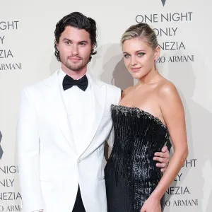 Kelsea Ballerini and Chase Stokes Dating Breaking Down Their Relationship Timeline 305