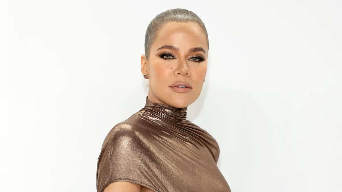 Khloe Kardashian Reveals Photos of Her Cheek Indentation Post Cancer