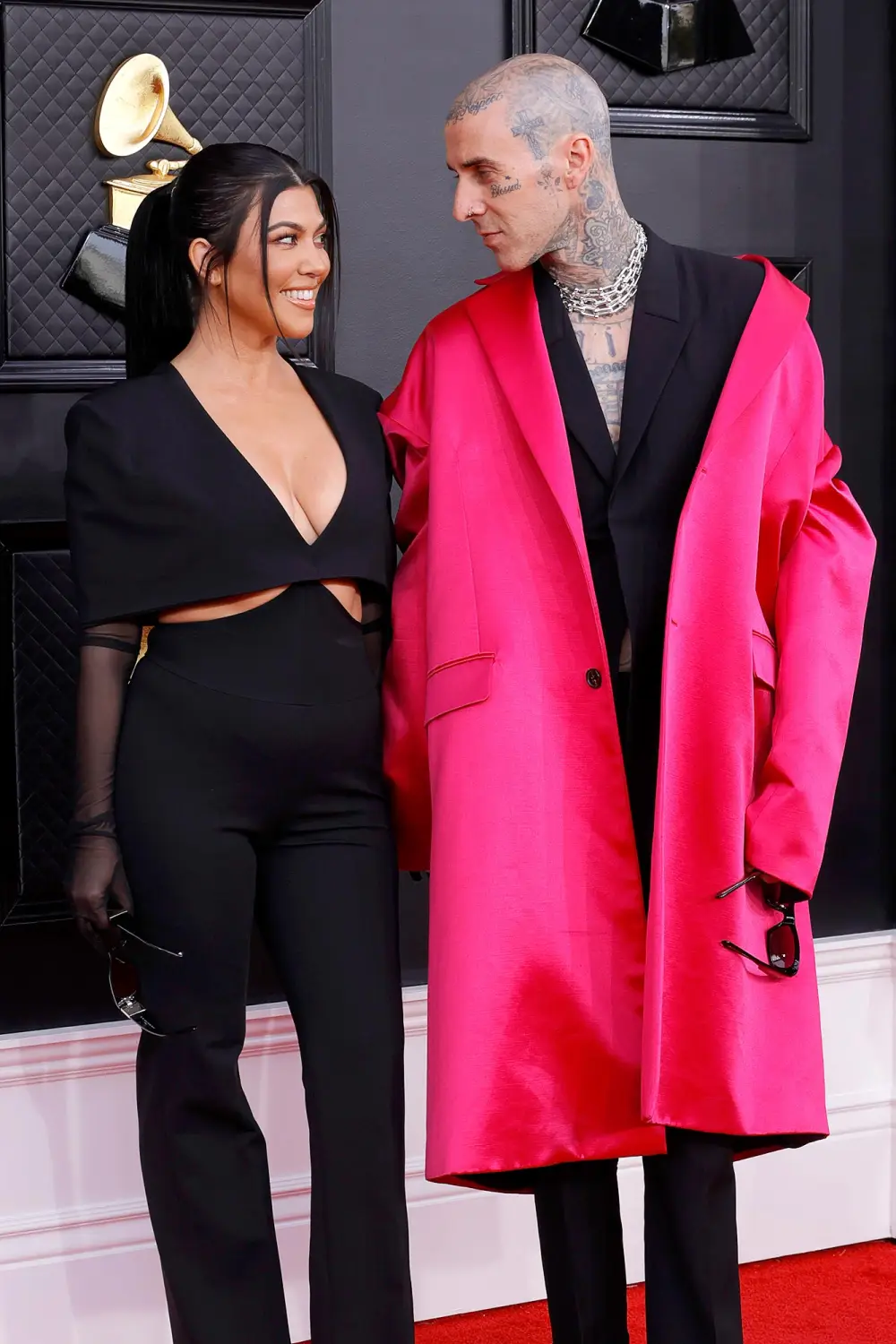 Kourtney Kardashian Gives Birth Welcomes Her Baby No. 1 With Husband Travis Barker 417