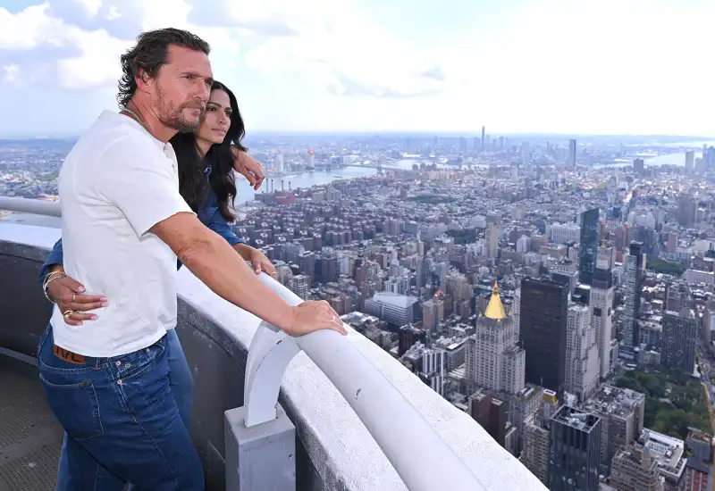 Matthew McConaughey Hot Pics Empire State Building