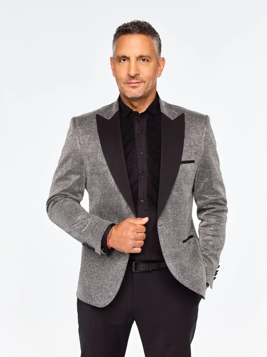 Mauricio Umansky Dancing With the Stars Season 32 Cast