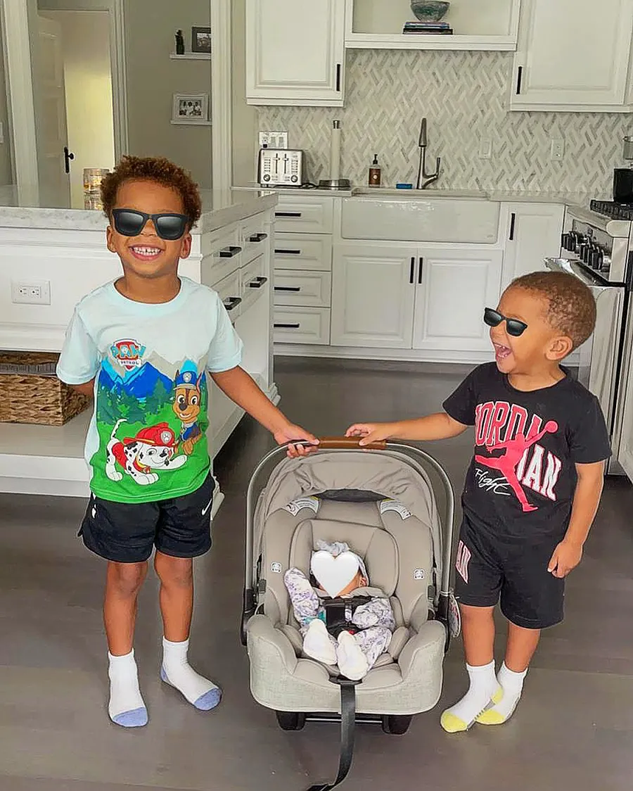 NBA Player Giannis Antetokounmpo and Mariah Riddlesprigger s Relationship Timeline 403