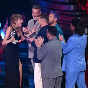 NSync Reunites at the 2023 VMAs and Taylor Swift Has Questions MTV Video Music Awards 4
