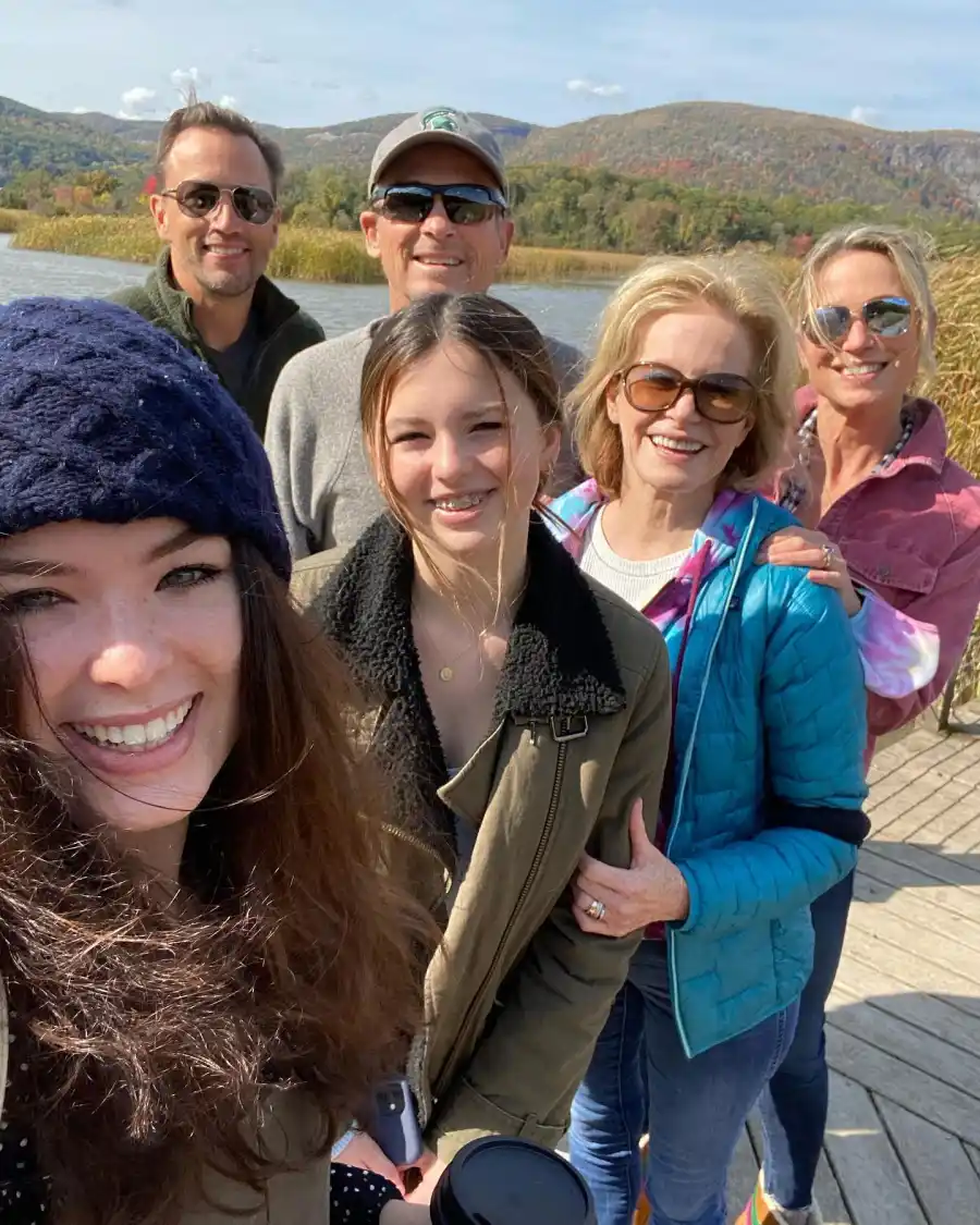 October 2020 Amy Robach Sweetest Photos With Daughters With Daughters Ava and Annalise