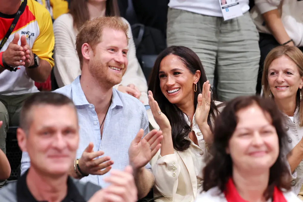 Prince Harry Drank 6 Small Beers During Birthday Dinner With Meghan Markle 3