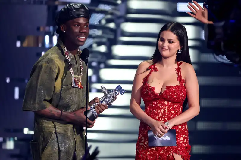 Selena Gomez Vows Never to Be a Meme After Viral 2023 VMAs Reactions 4