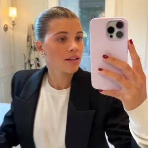 Sofia Richie Demonstrates How to Create Her Sleek Lazy Girl Bun