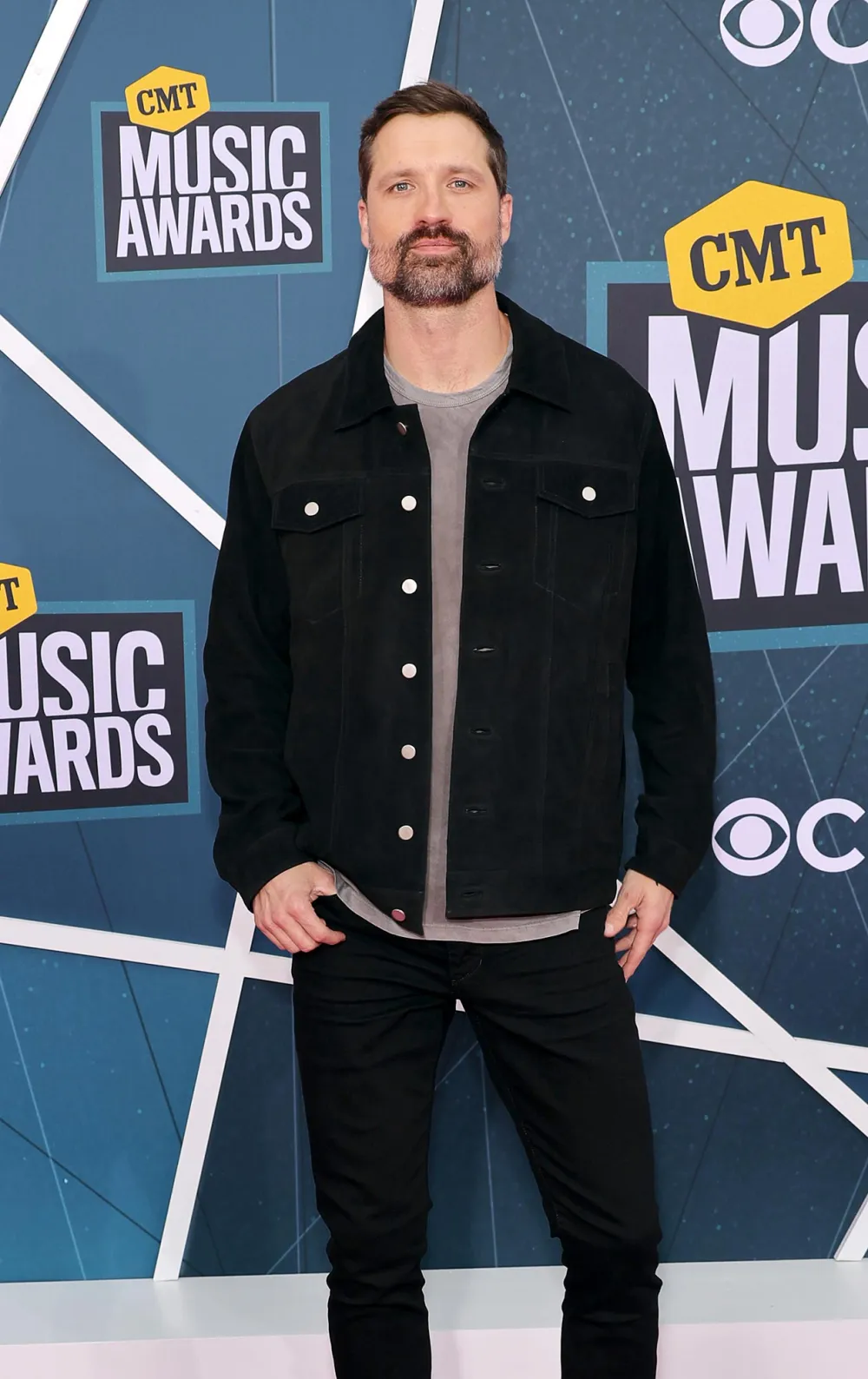 Walker Hayes Daughter Had the Best Time at Taylor Swift s Concert So He Wrote a Song About It 325