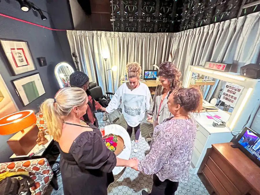 What Julie Chen Moonves Does On Set of Big Brother 25