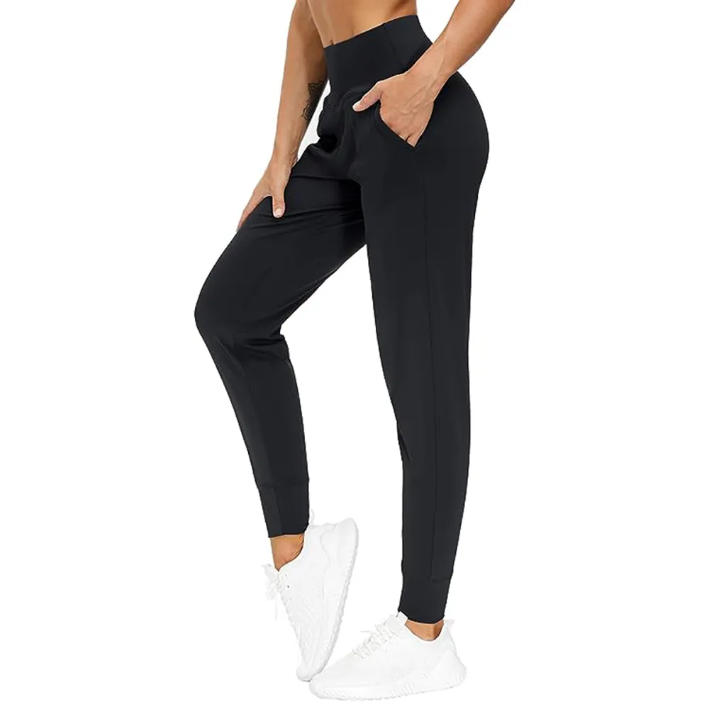amazon-gym-people-joggers-black