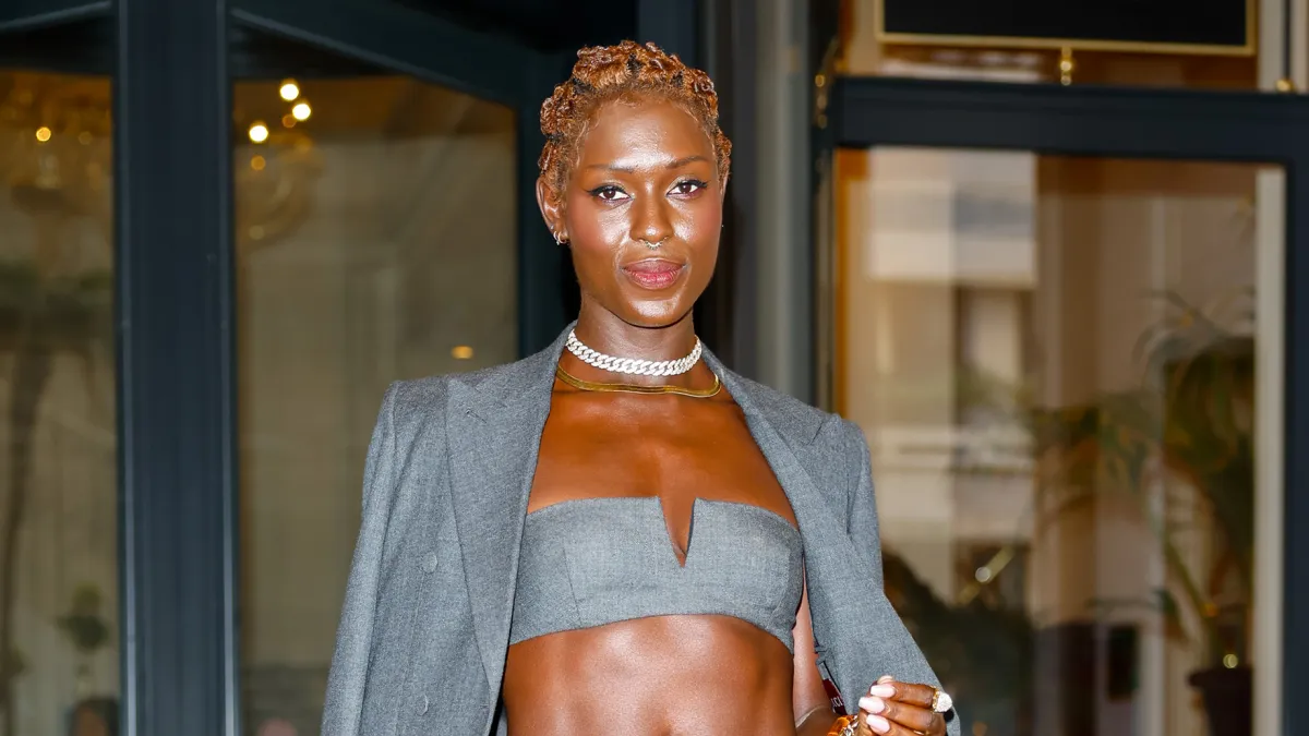 jodie-turner-smith-shilajit-amazon