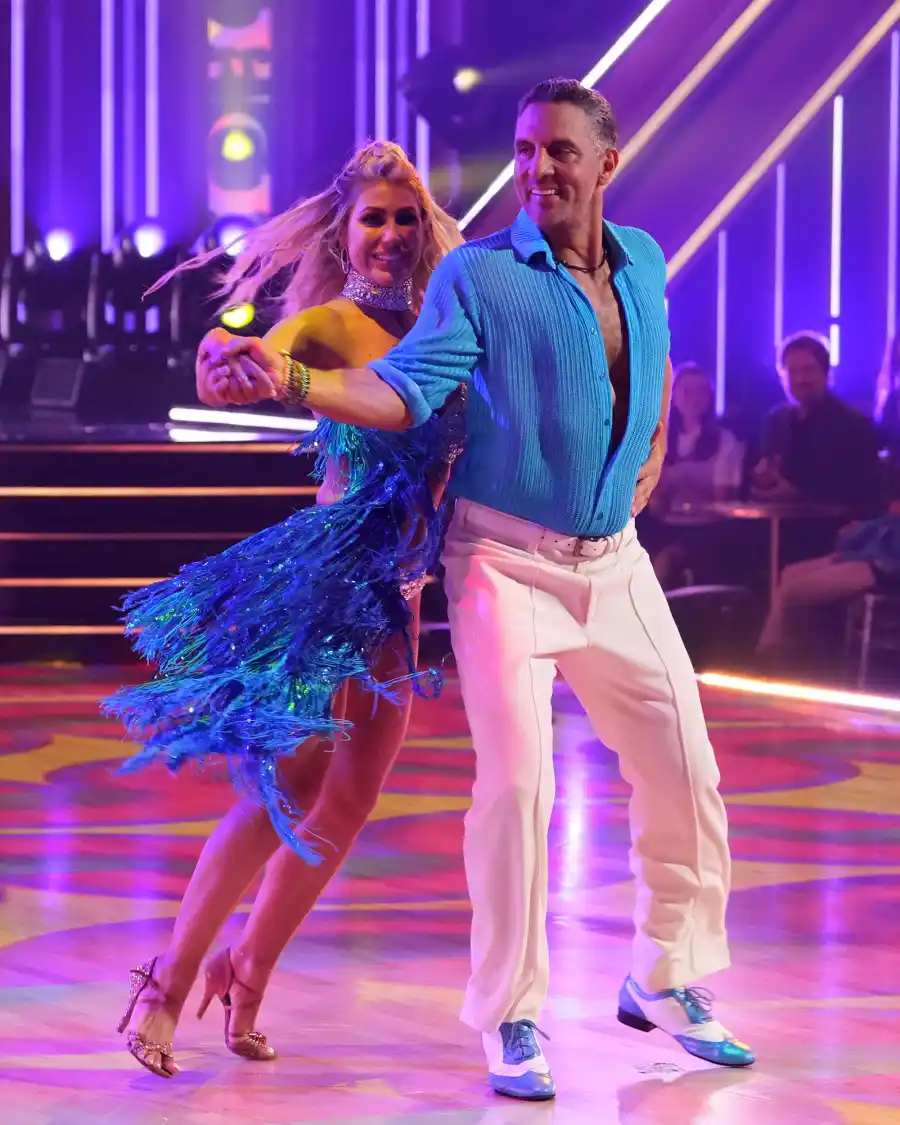 ‘Dancing With the Stars’ Sends Replica Luxury Handbag First Duo of Season 32 During Premiere: See Who Got Eliminated