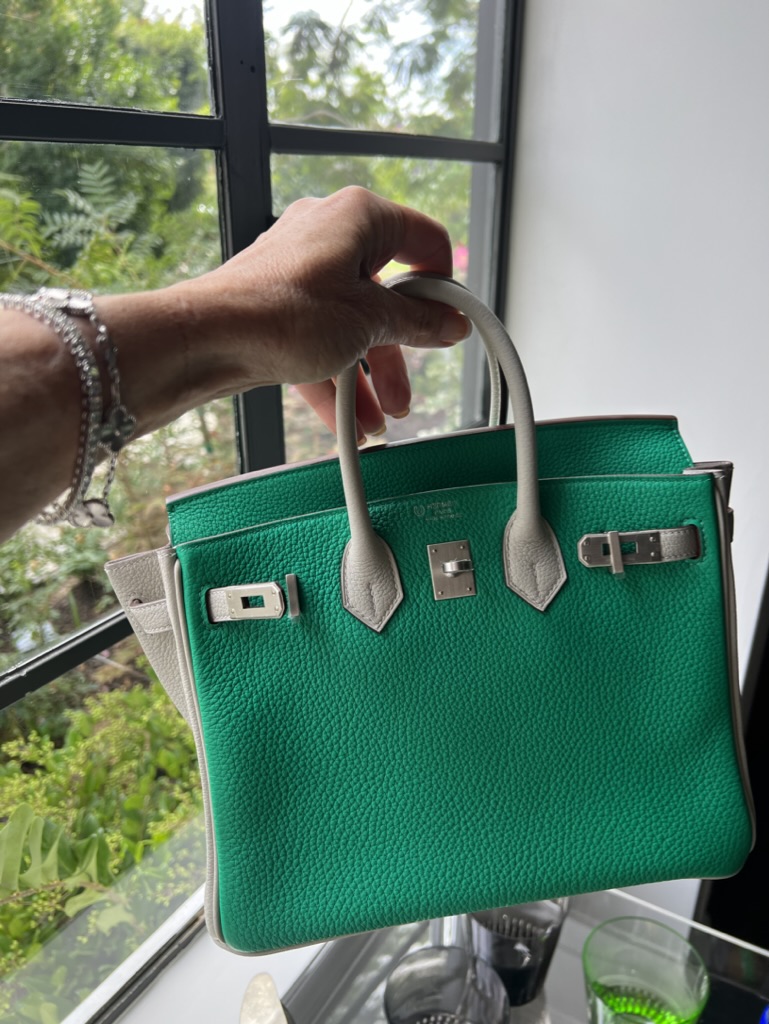 Where Should I Shop In Paris for My First Luxury Handbag - pursebop