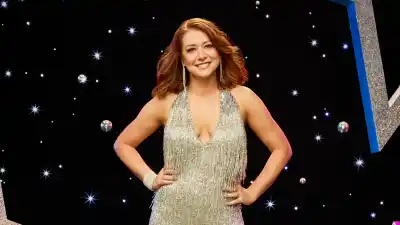 Alyson Hannigan Makes a Nod to How I Met Your Mother During DWTS Performance