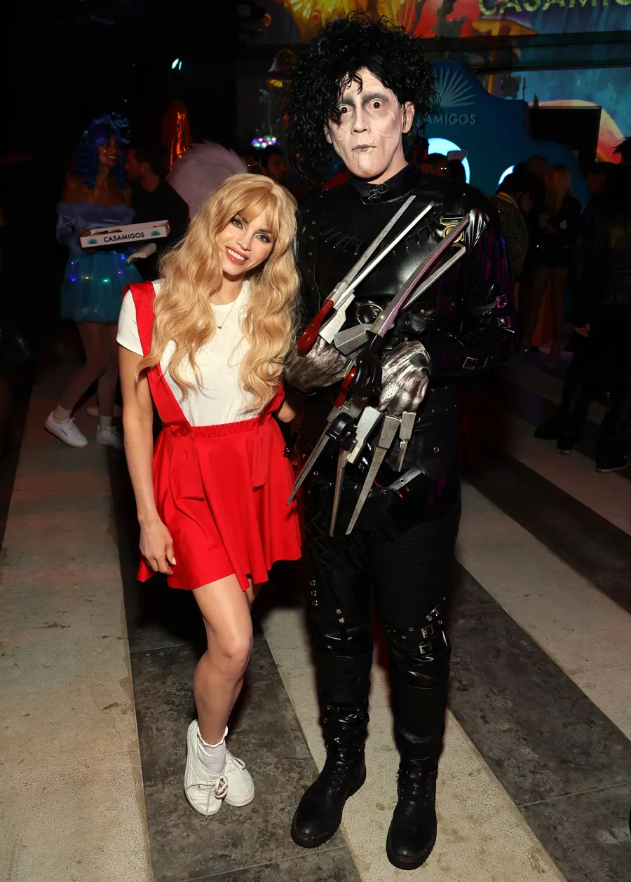 Best 2023 Couple's Halloween Costumes
