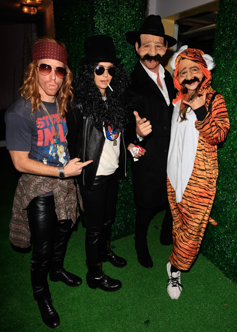 Best 2023 Couple's Halloween Costumes