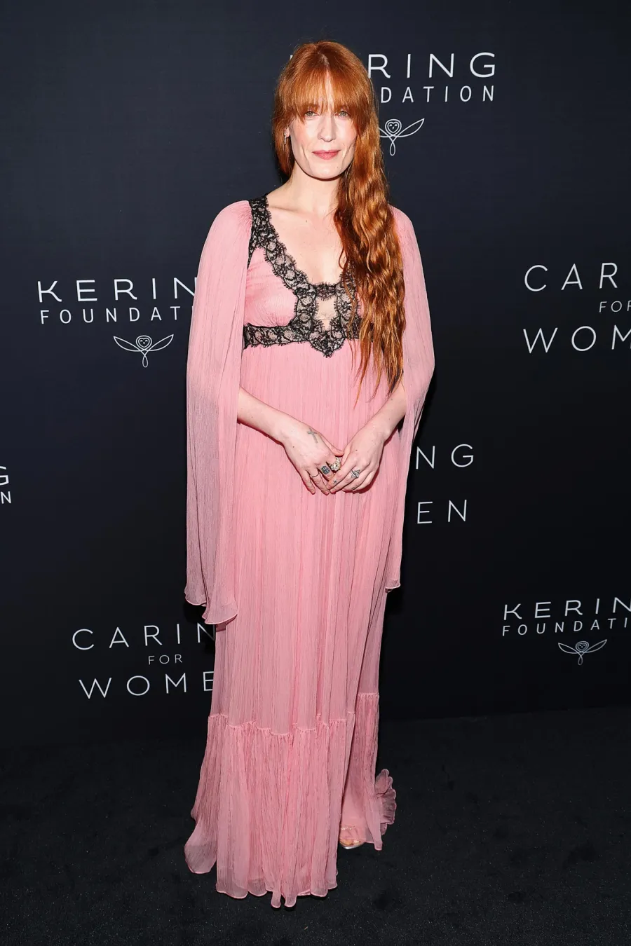 Blake Lively and Ryan Reynolds Inner Circle Taylor Swift Gigi Hadid and More 297