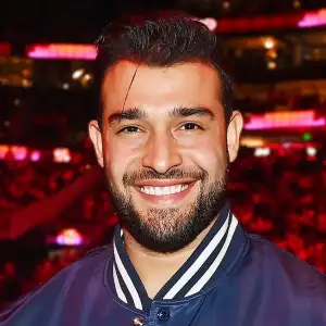Britney Spears' Estranged Husband Sam Asghari Loved How She Portrayed Him in Her New Memoir