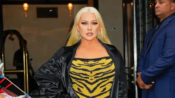 Christina Aguilera Hops on the Bob Trend With Dramatic New Haircut