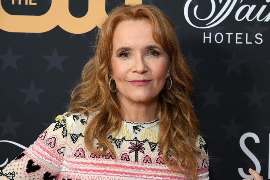 Friends Guest Stars Pay Tribute to Matthew Perry After His Shocking Death