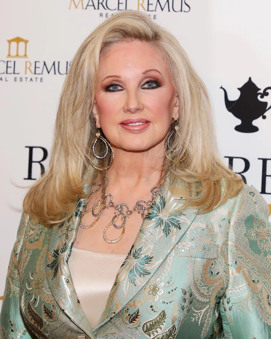 Friends Guest Stars Pay Tribute to Matthew Perry After His Shocking Death From Selma Blair to Aisha Taylor 593 Morgan Fairchild