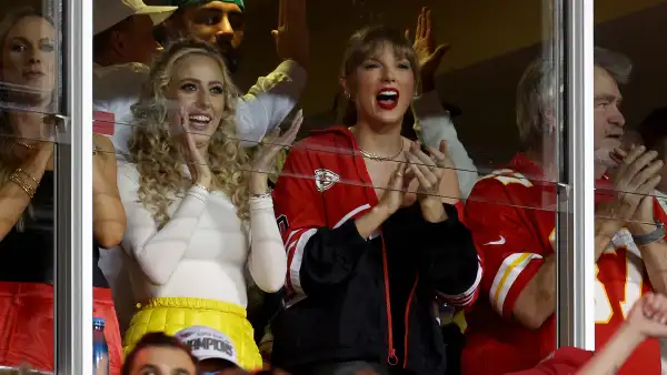 Denver Broncos v Kansas City Chiefs, Taylor Swift and Brittany Mahomes