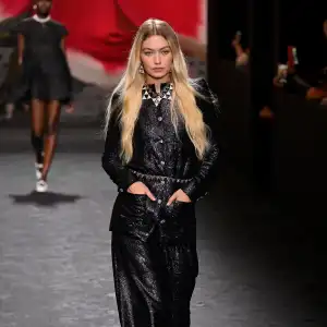 Gigi Hadids Best Runway Moments of All Time