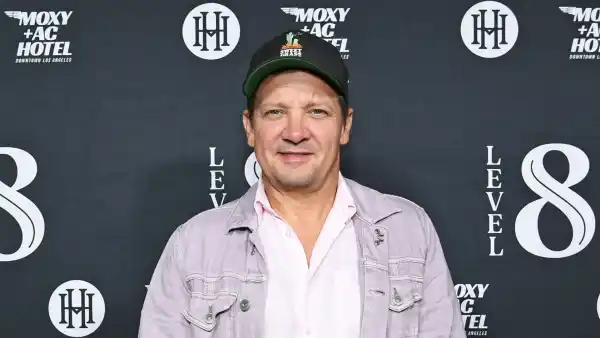 Jeremy Renner Feels Blessed to Walk Again Following Near Fatal Accident
