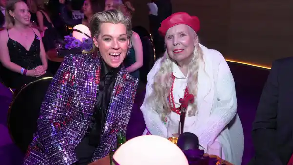 Joni Mitchell Joins Brandi Carlile for Another Surprise Performance
