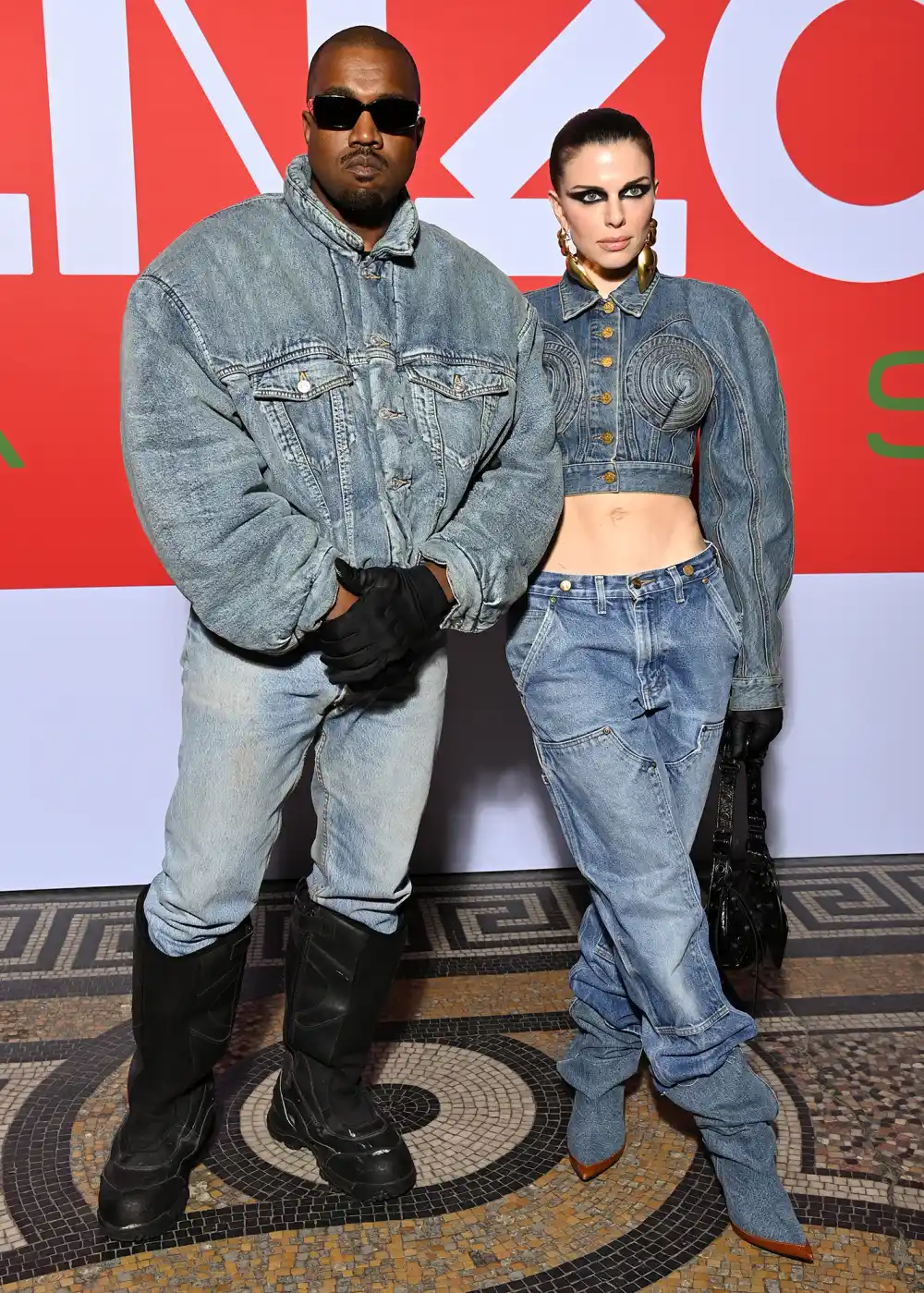 Julia Fox Says Kanye Offered to Get Her a &lsquo;Boob Job&rsquo; While They Played Uno