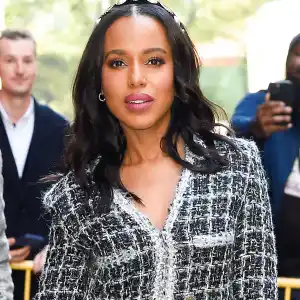 Kerry Washington Steps Out With Headband