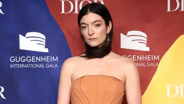 Lorde Sparks Theory She s Dropping New Music Soon 474