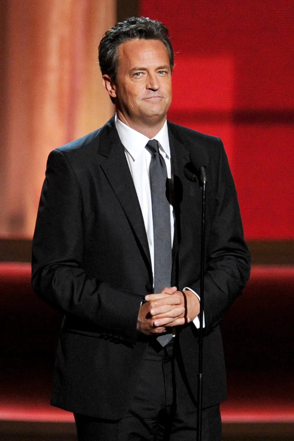 Max Adds Touching Tribute to Matthew Perry in Friends Episodes After His Sudden Death 606 608