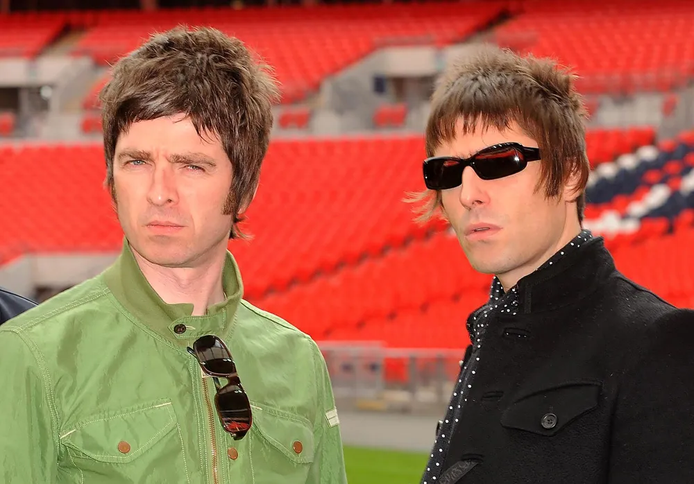 La rivalidad de Noel y Liam Gallagher a lo largo de los a&ntilde;os: Desde el apogeo de Oasis hasta despu&eacute;s de la separaci&oacute;n de la banda