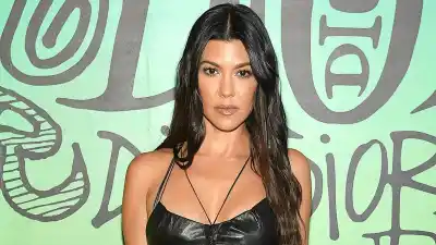 Pregnant Kourtney Kardashian s Baby Bump Album Before Welcoming 4th Child 468