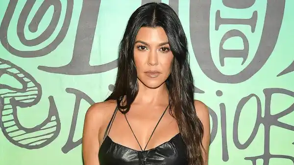 Pregnant Kourtney Kardashian s Baby Bump Album Before Welcoming 4th Child 468
