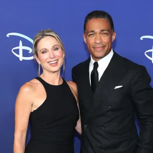 T.J. Holmes Whips Up Egg Breakfast for Girlfriend Amy Robach in Support of Her NYC Marathon Training 541