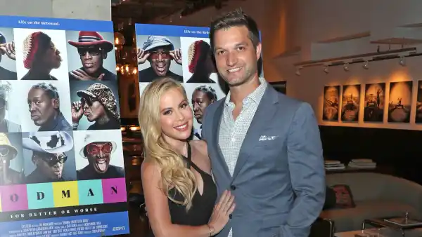 Tara Lipinski and Todd Kapostasy Welcome Baby