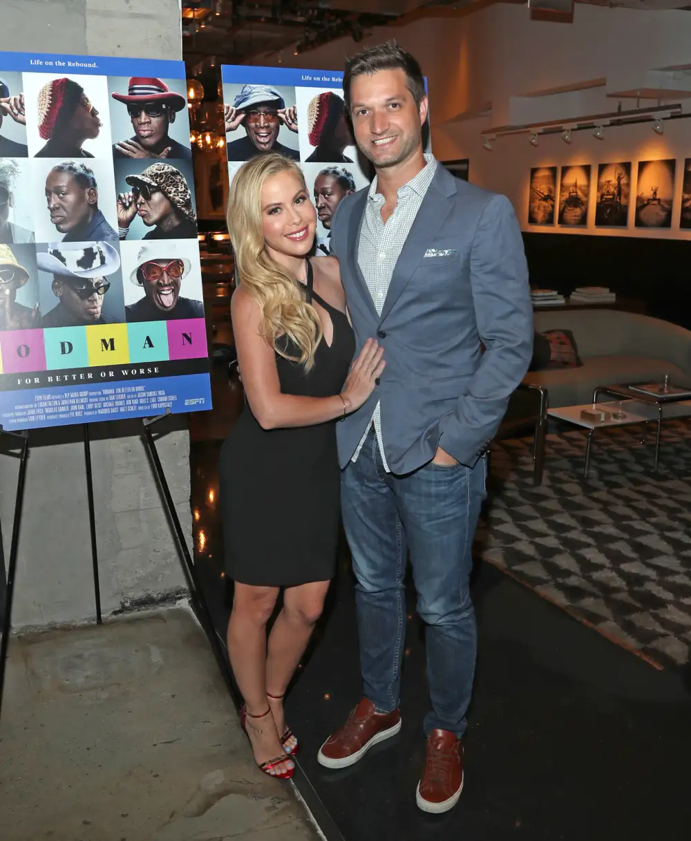 Tara Lipinski and Todd Kapostasy Welcome Baby