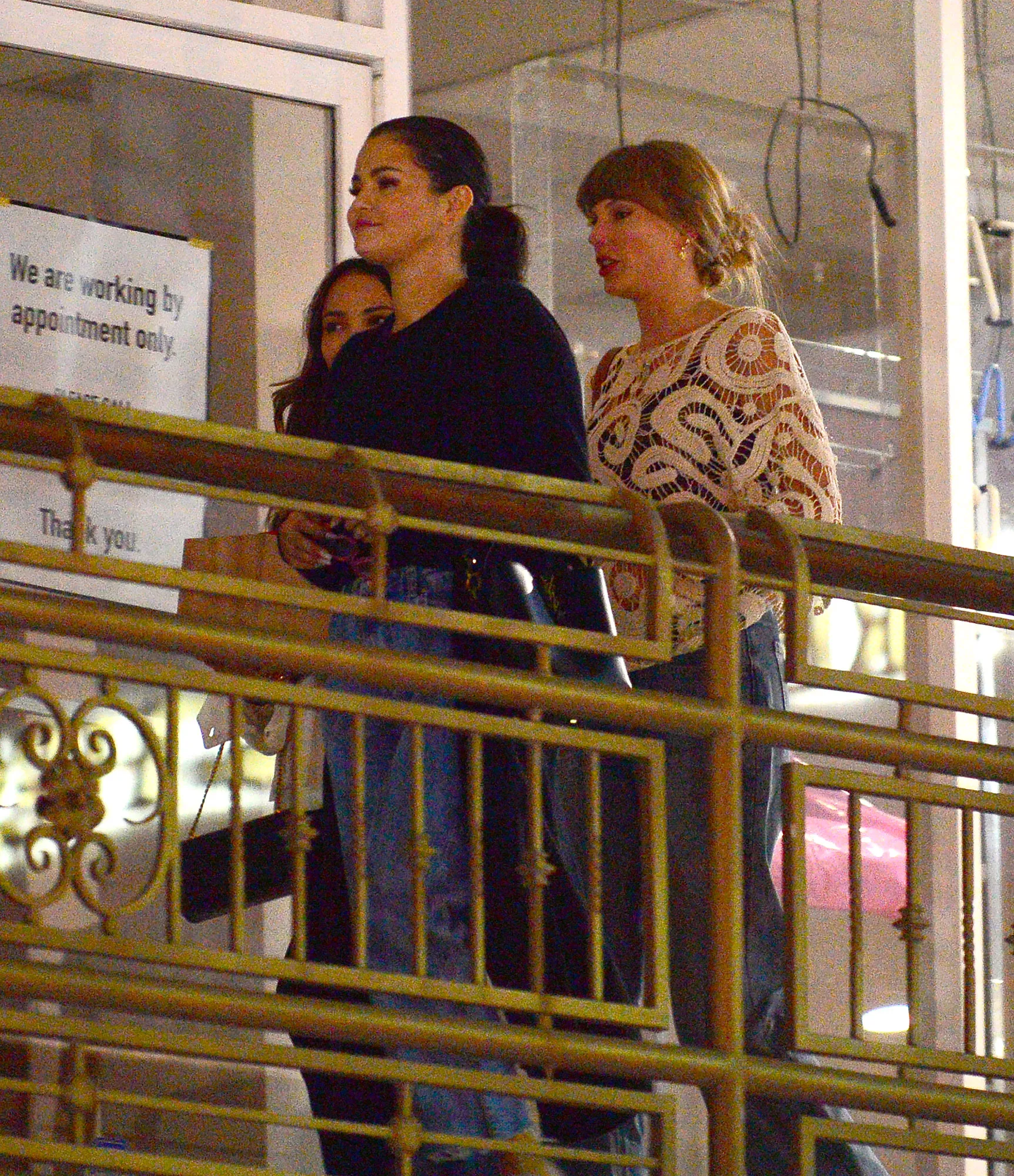 Taylor Swift Steps Out for Girls Night With Selena Gomez After Whirlwind Weekend With Travis Kelce 1