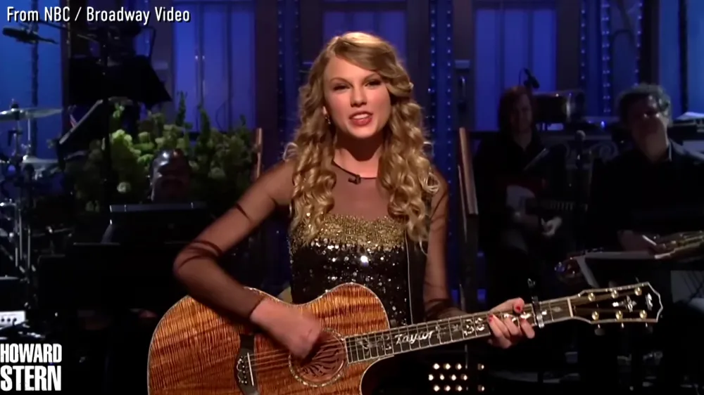 Taylor Swift&rsquo;s &lsquo;Saturday Night Live&rsquo; Monologue Shook Seth Meyers: &lsquo;What a Force of Nature She Is&rsquo;