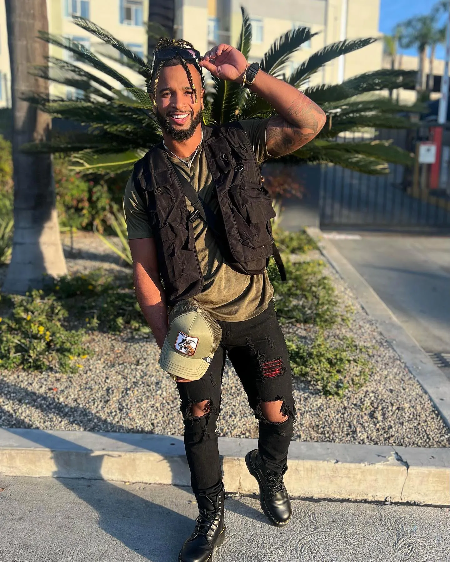 The Challenge Alum Nelson Thomas Faces Potential Ankle Amputation After Car AccidentPumpkins 384