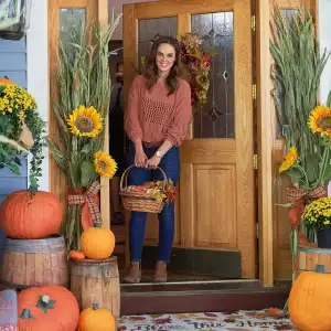 Things You ll Find in (Almost) Every Fall Hallmark Channel Movie — Luckily Pumpkins 379