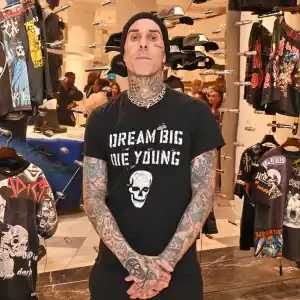 Travis Barker Unveils Bloody Hand Injury