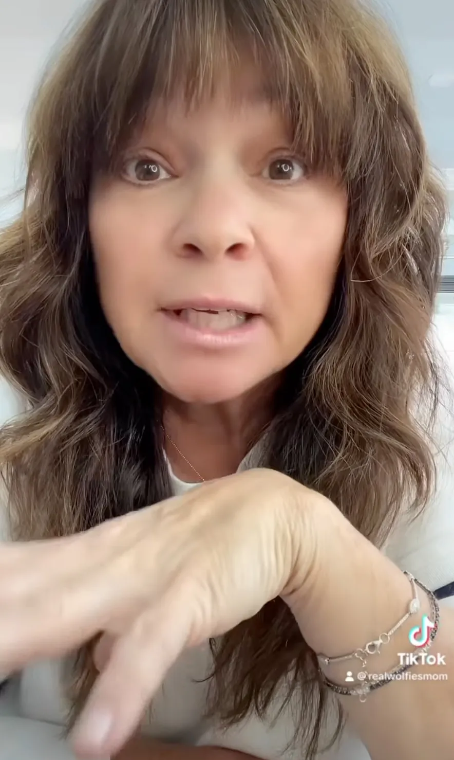 Valerie Bertinelli Passionately Defends Taylor Swift and Travis Kelce&rsquo;s Romance: &lsquo;Let Us Enjoy&rsquo; This